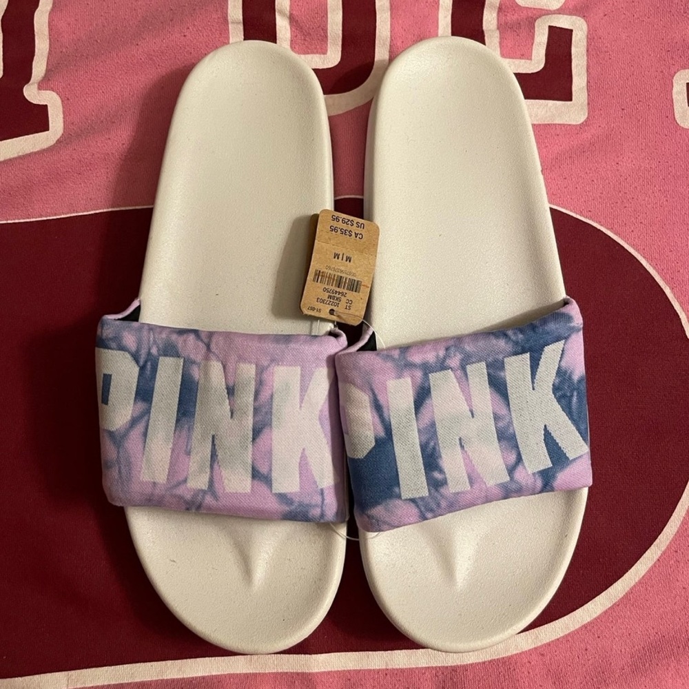 Vs PINK Slides